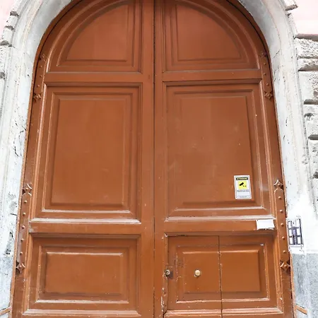 5 Santi 4* Napoli